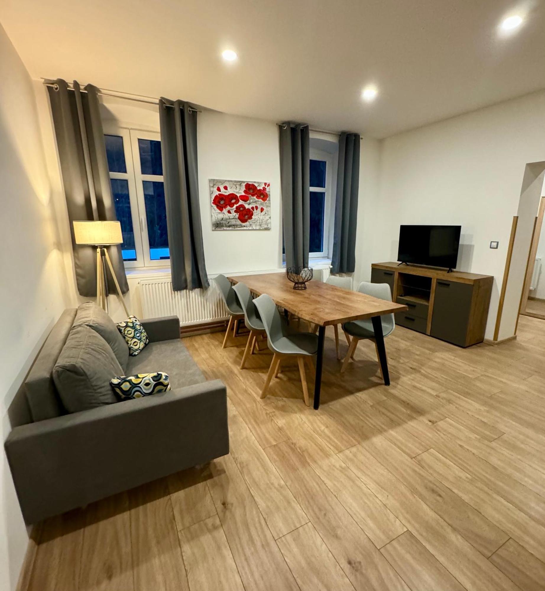 Jizerske Apartmany Ha&Ha Janov nad Nisou Luaran gambar